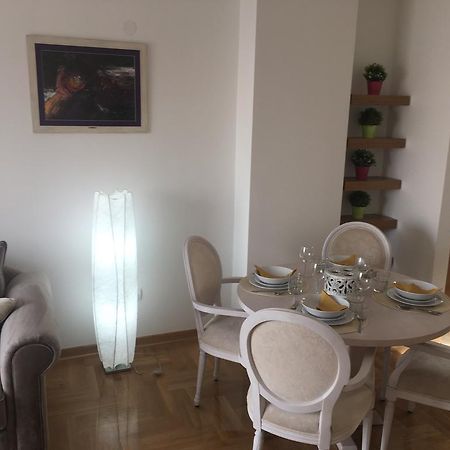 Apartment Posejdon Beograd Bagian luar foto