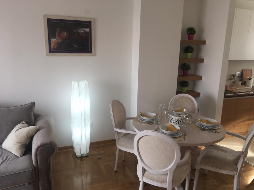 Apartment Posejdon Beograd Bagian luar foto