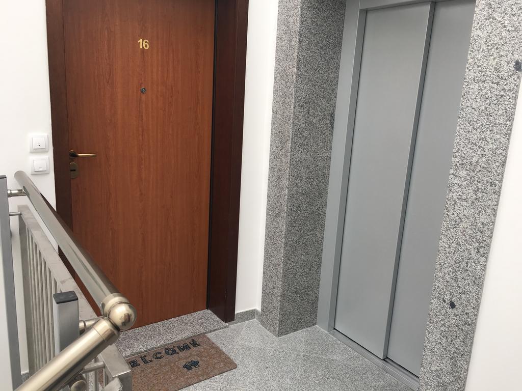 Apartment Posejdon Beograd Bagian luar foto